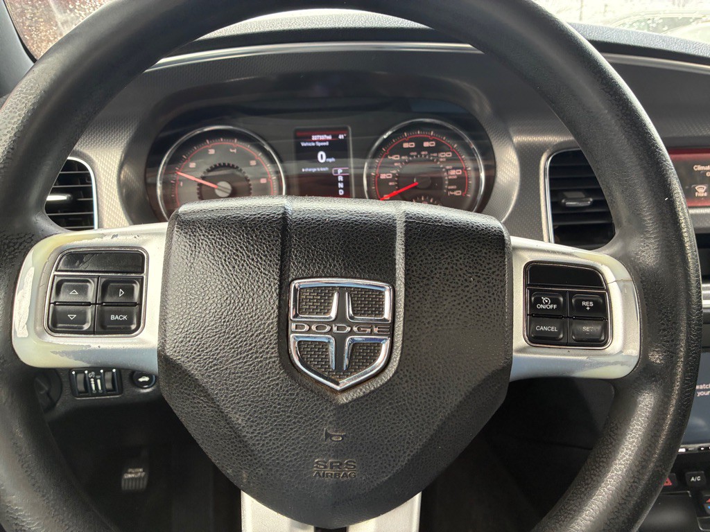 2014 Dodge Charger Image 9