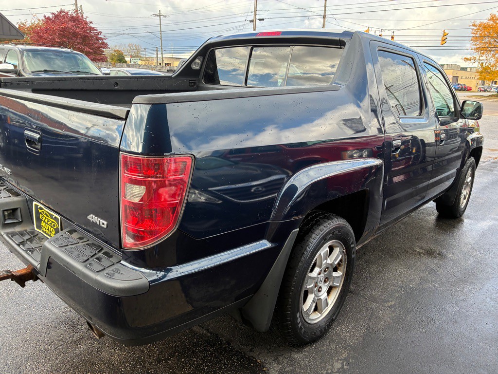 2010 Honda Ridgeline Image 2