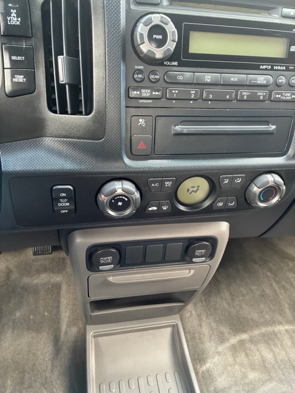 2010 Honda Ridgeline Image 9