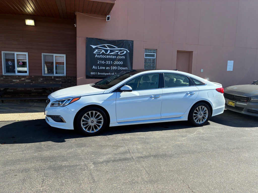 2015 Hyundai Sonata Image 2
