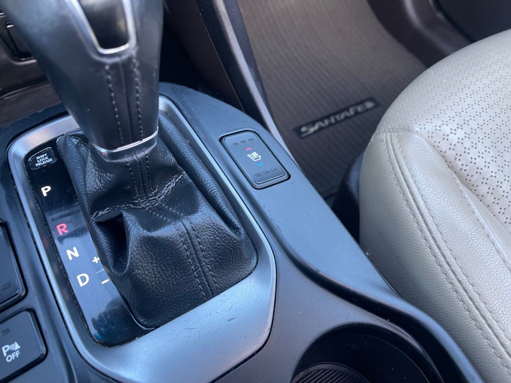 2014 Hyundai Santa Fe Sport Image 25