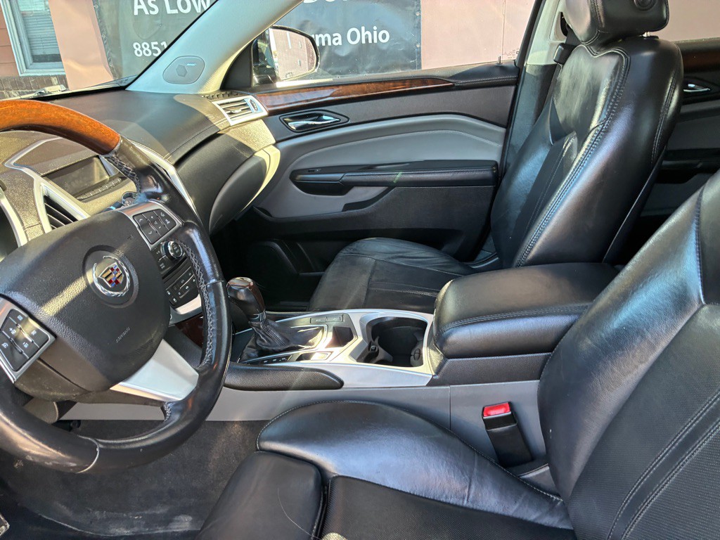 2011 Cadillac SRX Image 13