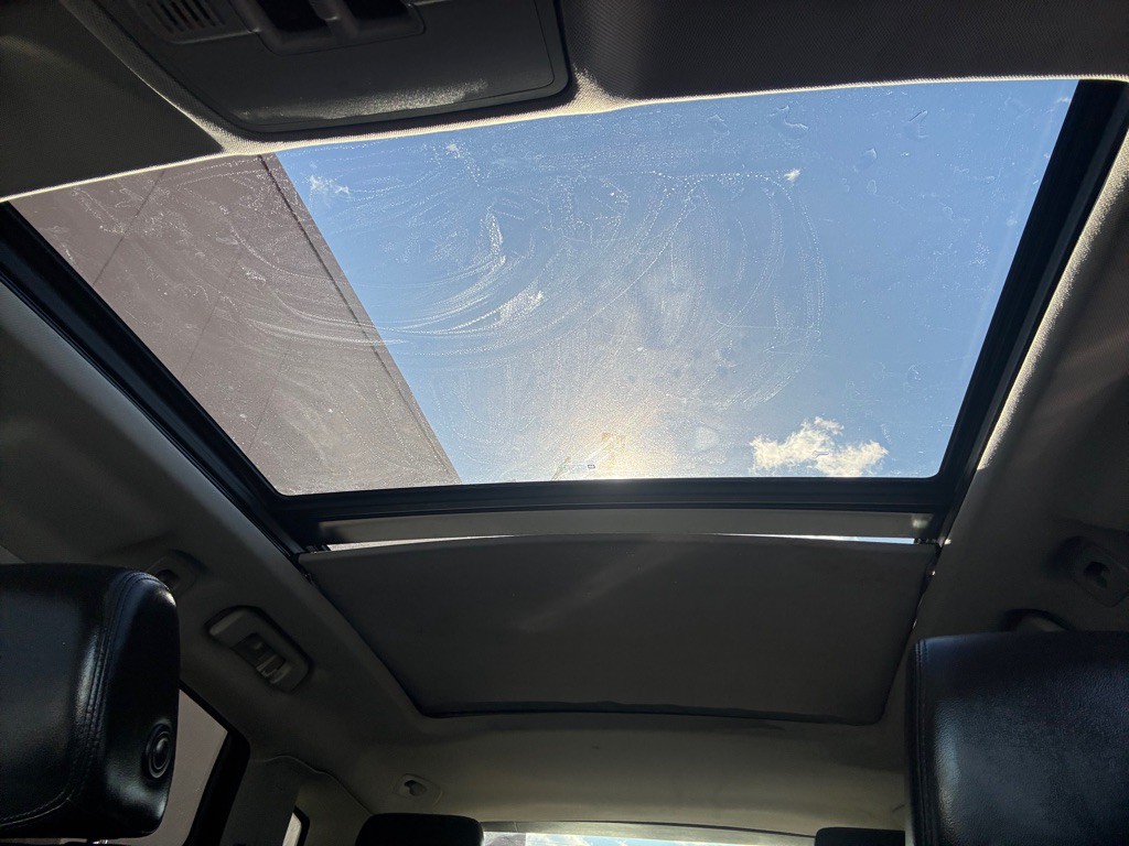 2011 Cadillac SRX Image 14