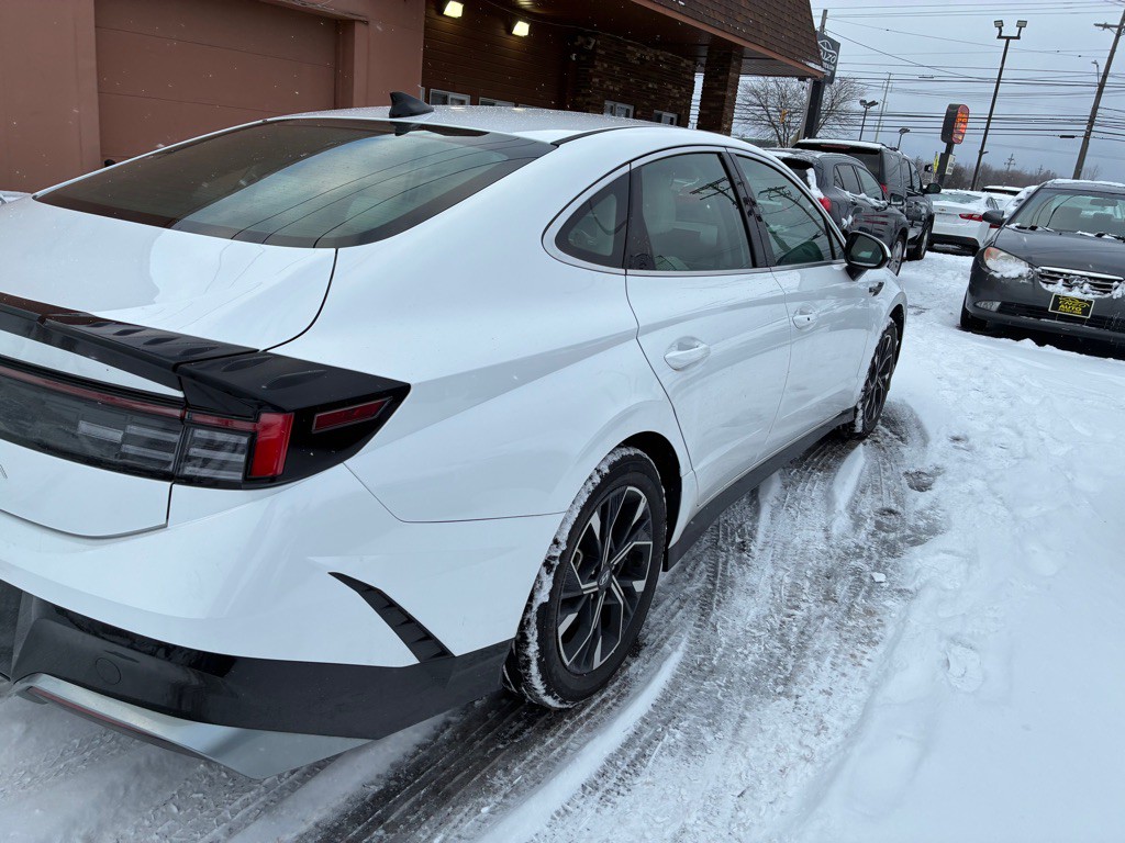 2025 Hyundai Sonata Image 6
