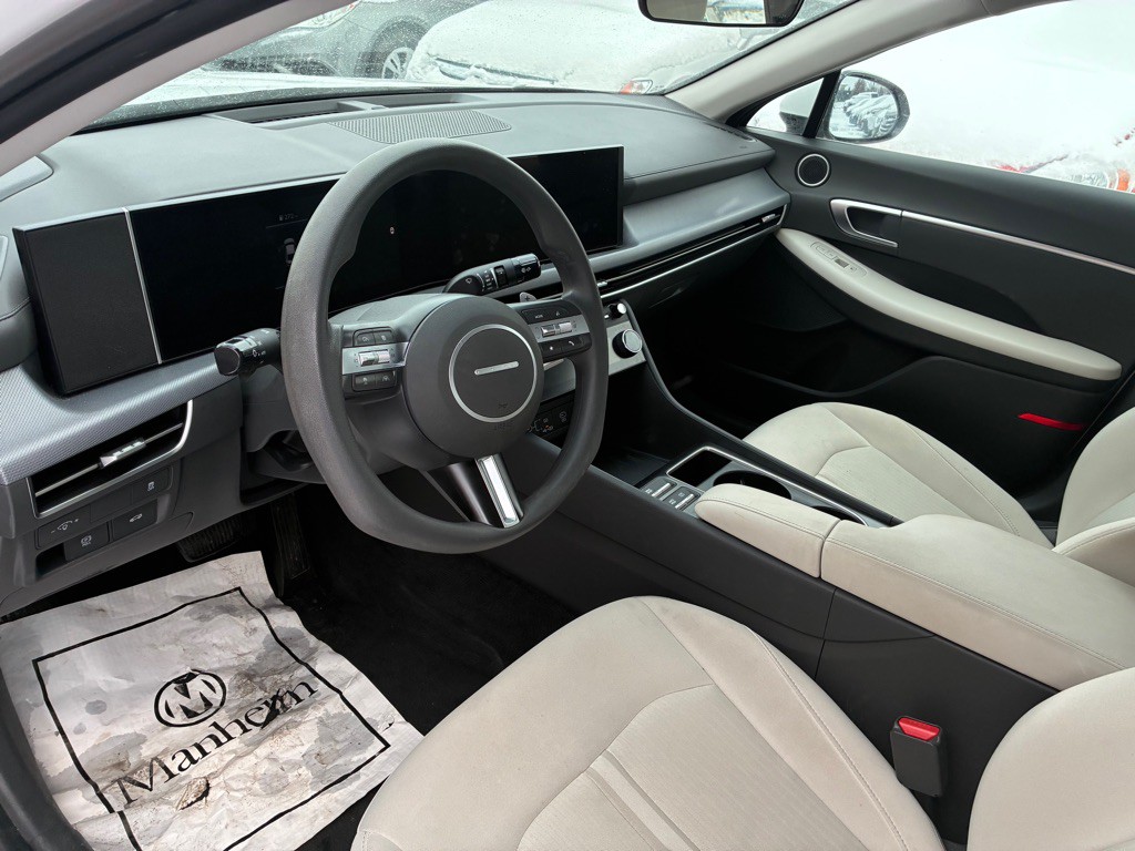 2025 Hyundai Sonata Image 8