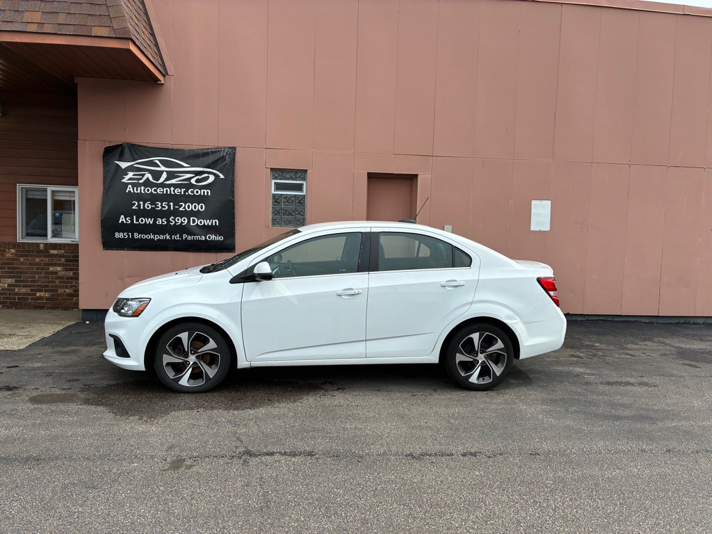 2017 Chevrolet Sonic Image 7