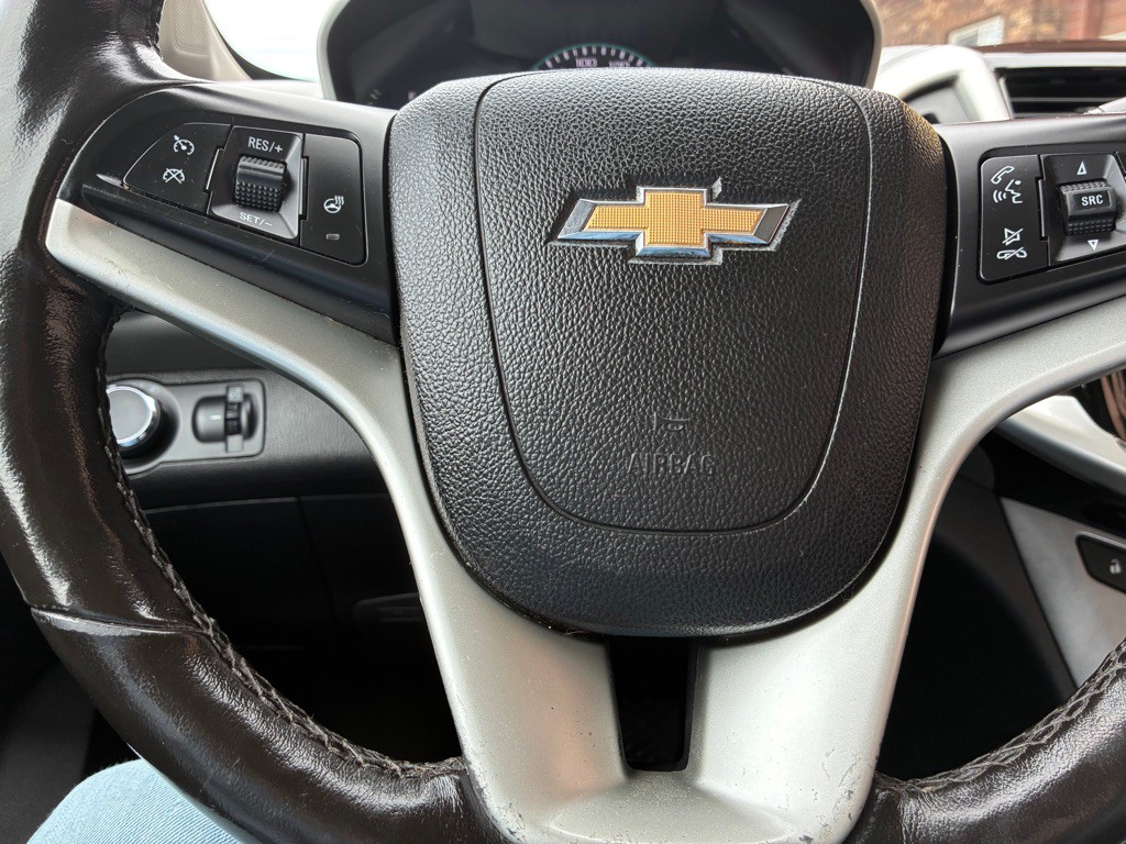 2017 Chevrolet Sonic Image 11
