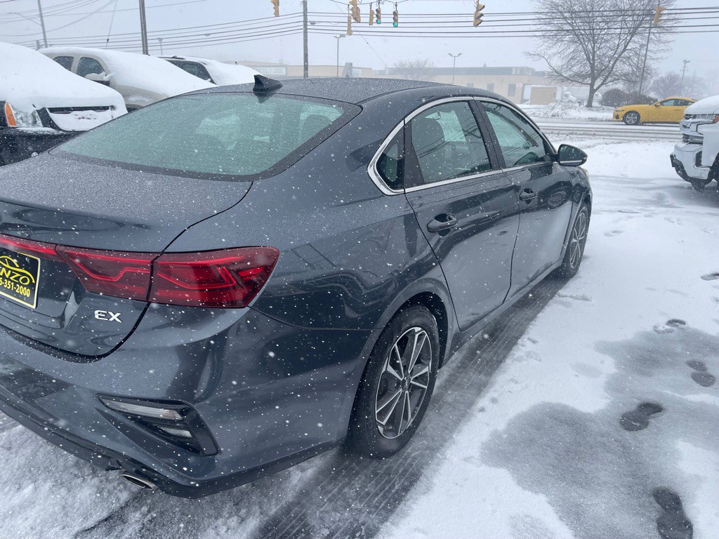 2021 Kia Forte Image 4