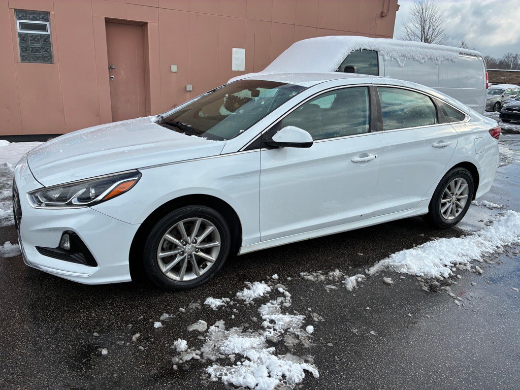 2019 Hyundai Sonata Image 1