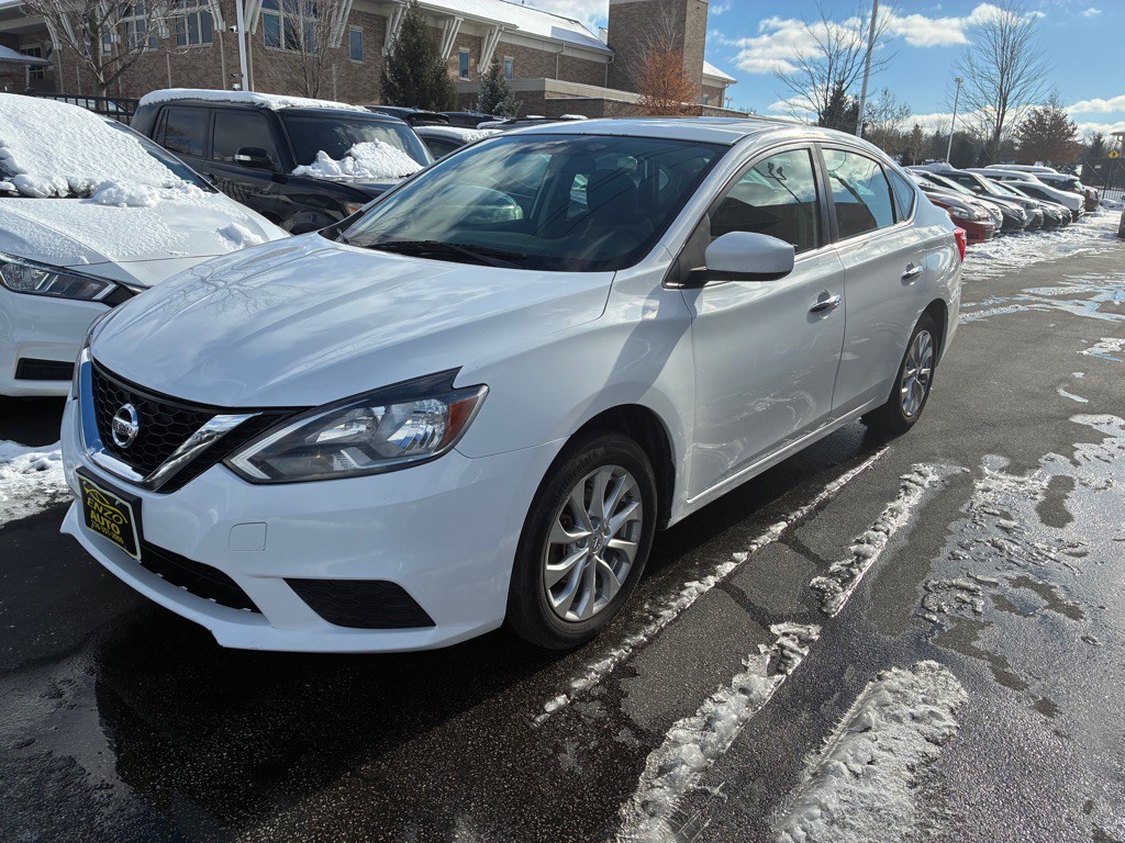 2017 Nissan Sentra Image 1
