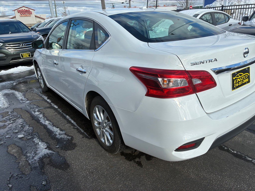 2017 Nissan Sentra Image 5