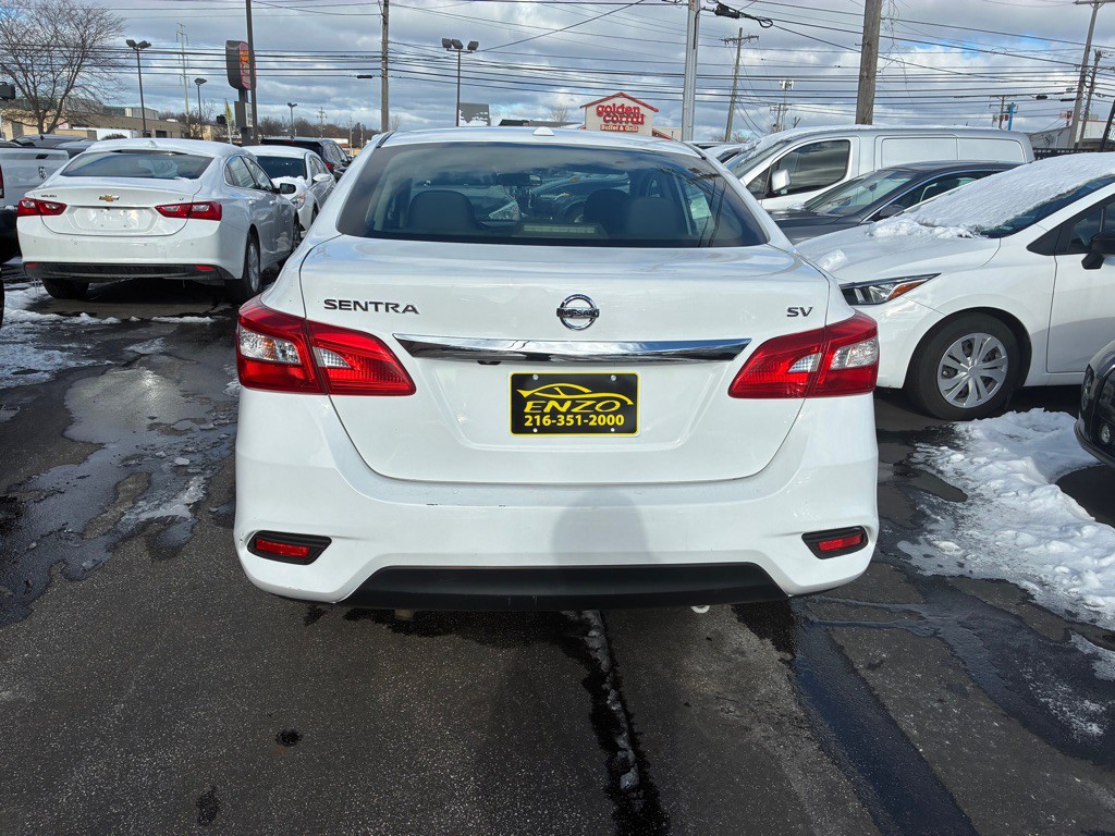 2017 Nissan Sentra Image 8