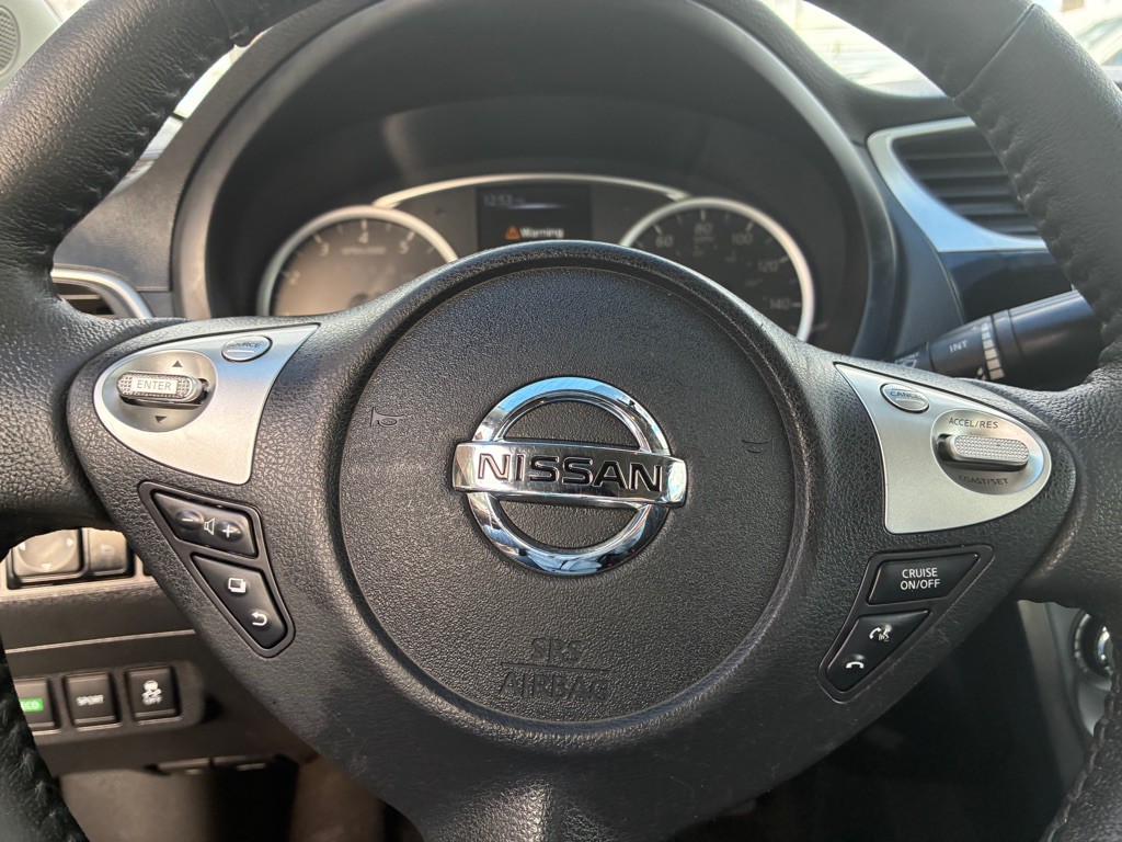2017 Nissan Sentra Image 9
