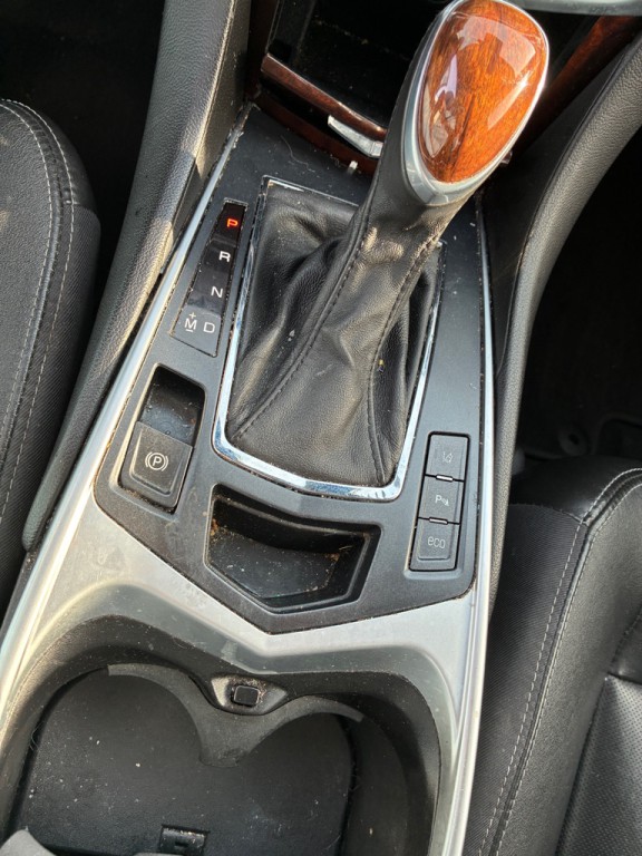 2015 Cadillac SRX Image 16