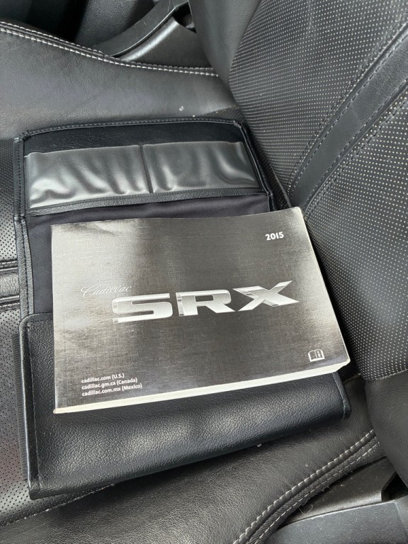 2015 Cadillac SRX Image 19
