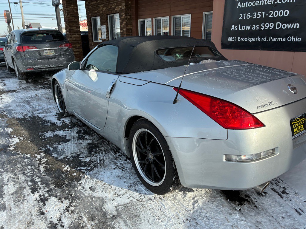 2007 Nissan 350Z Image 7