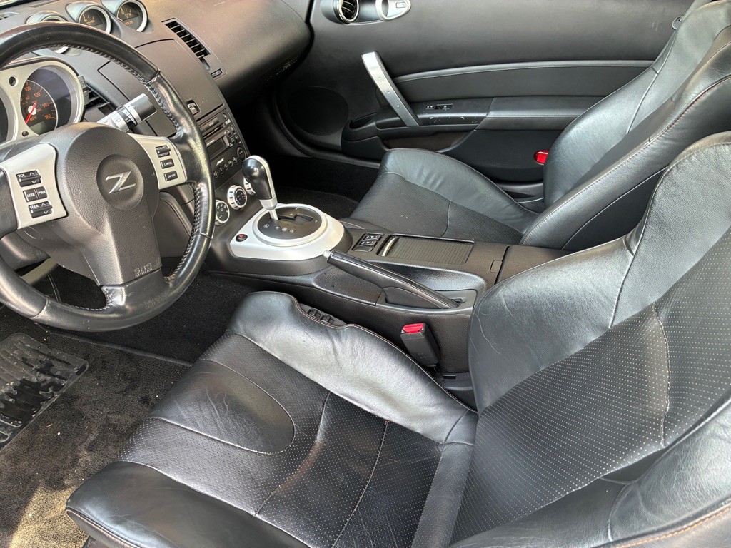 2007 Nissan 350Z Image 9