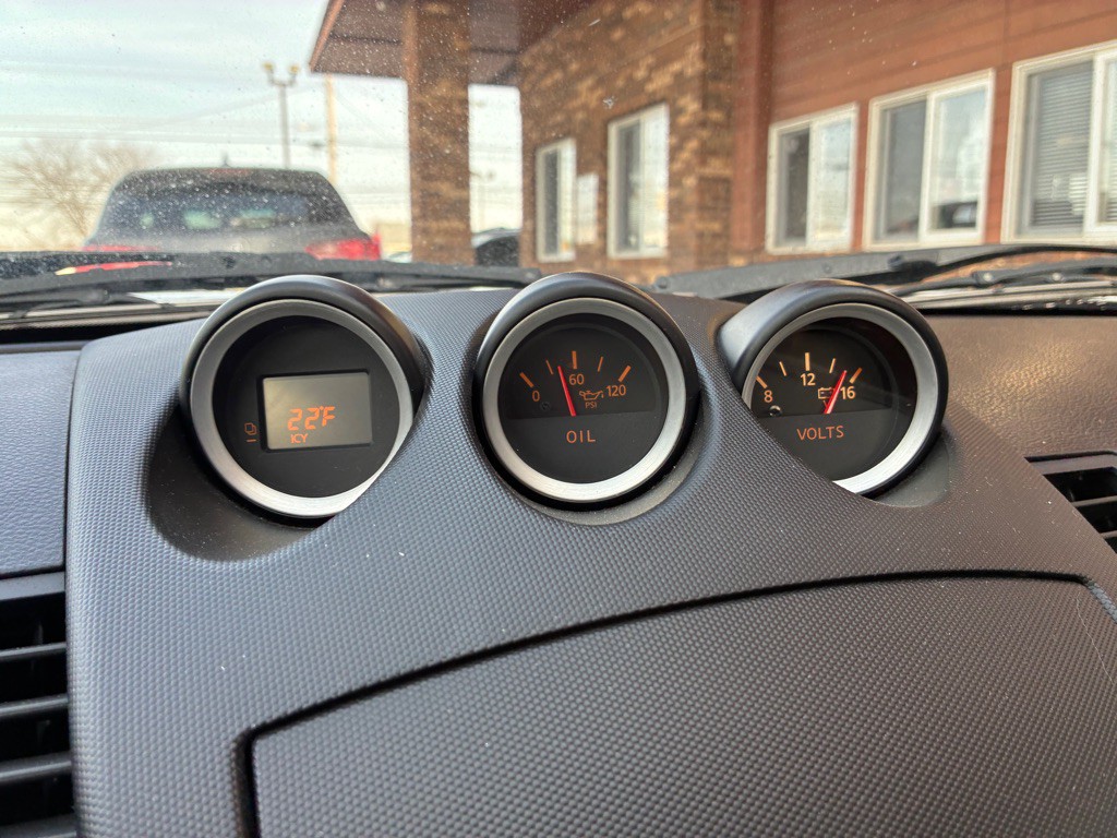 2007 Nissan 350Z Image 12