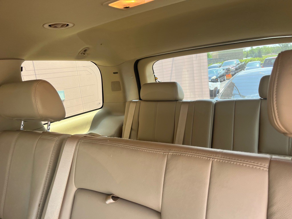 2008 GMC Yukon Image 11