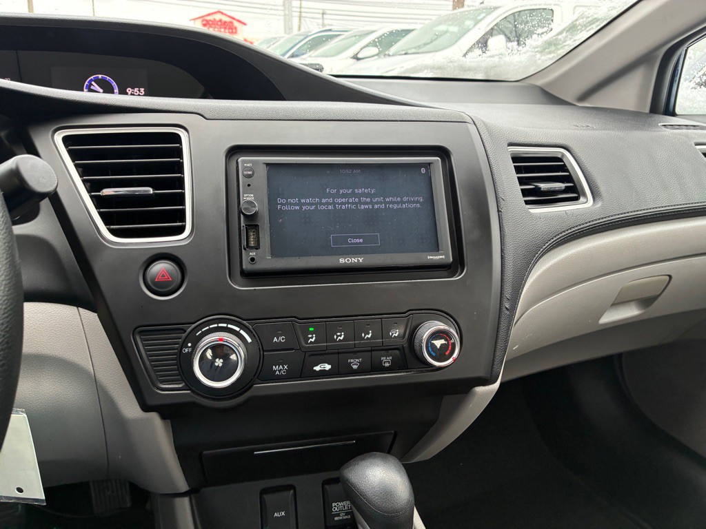 2014 Honda Civic Image 17