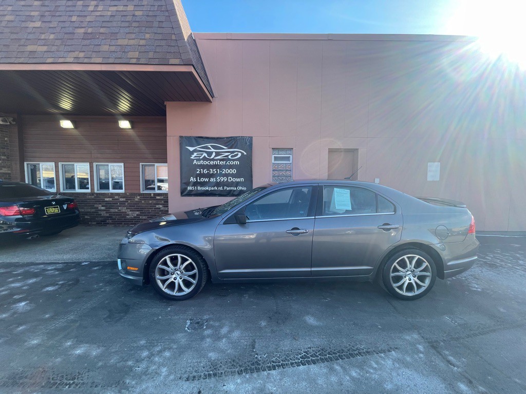 2012 Ford Fusion Image 1