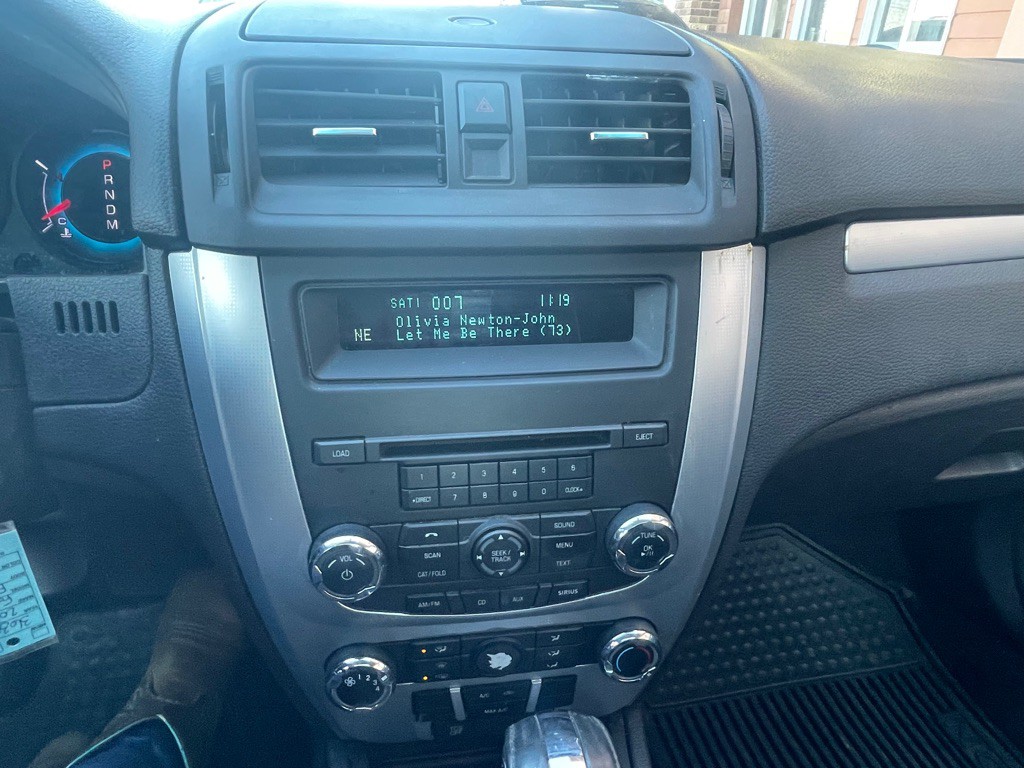 2012 Ford Fusion Image 12