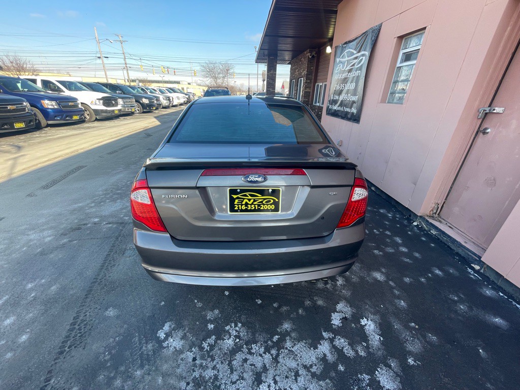 2012 Ford Fusion Image 17