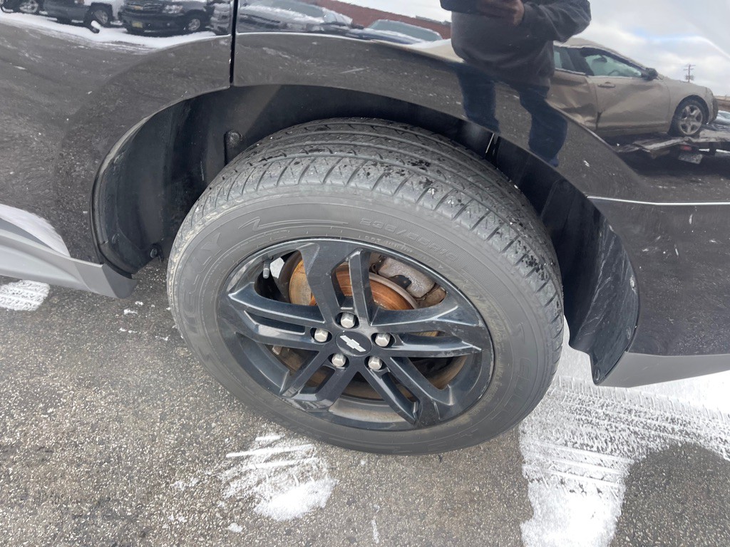 2017 Chevrolet Equinox Image 9