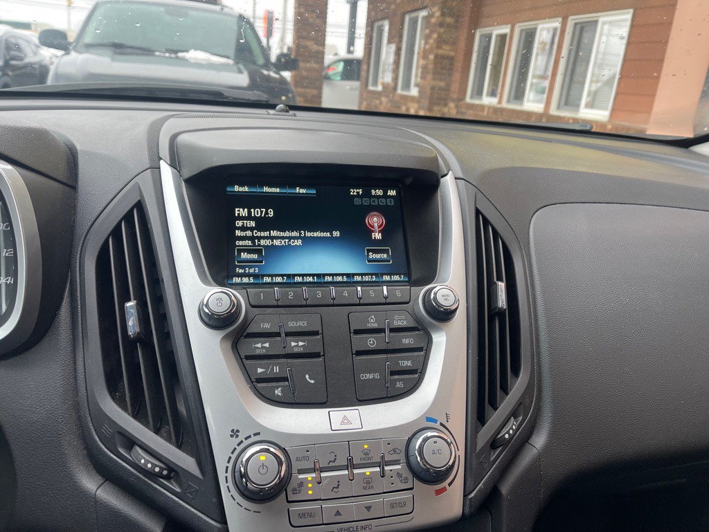 2017 Chevrolet Equinox Image 22