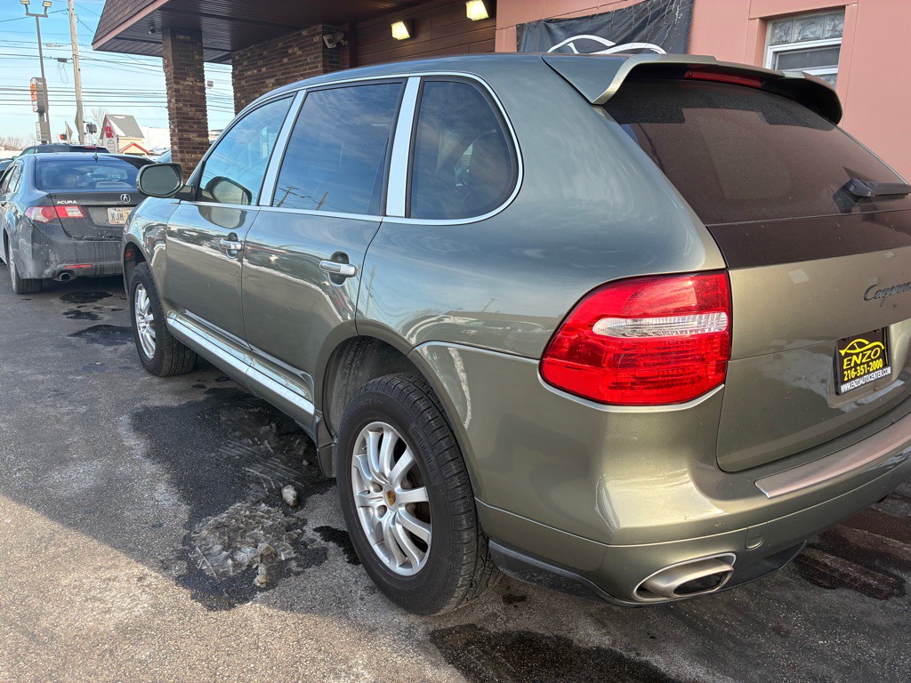 2009 Porsche Cayenne Image 8