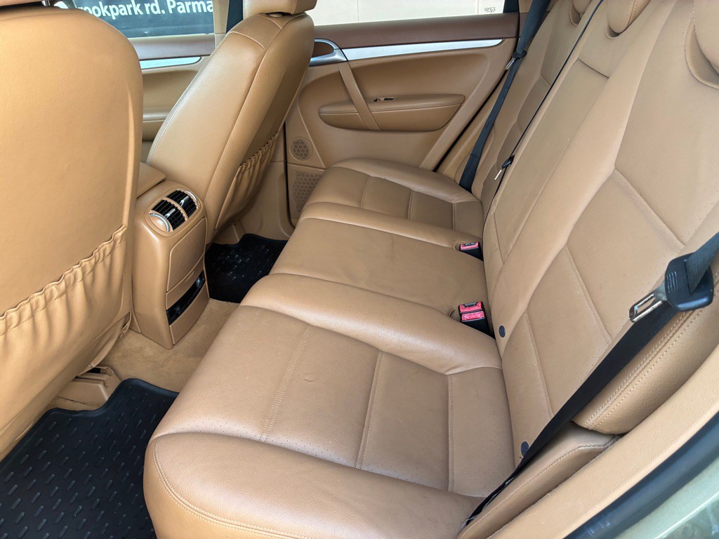 2009 Porsche Cayenne Image 10