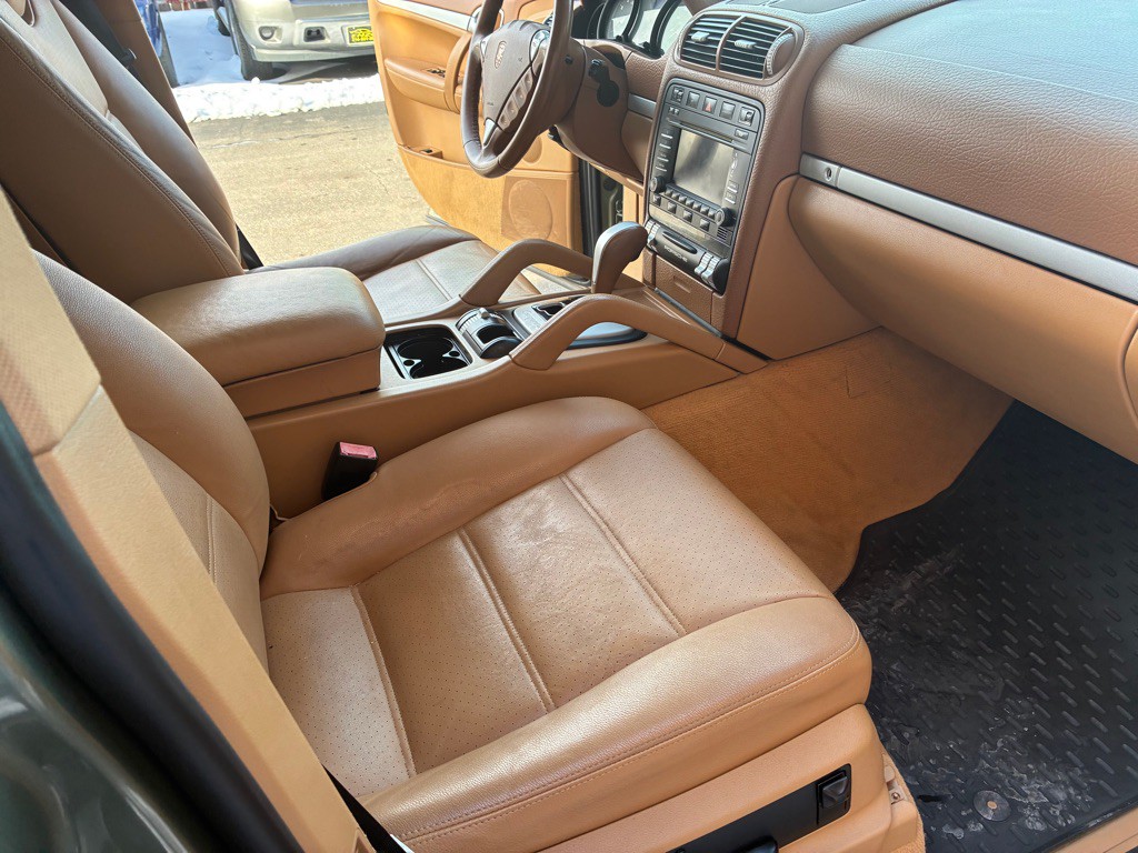 2009 Porsche Cayenne Image 14