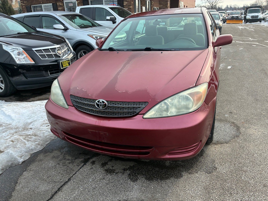 2004 Toyota Camry Image 2