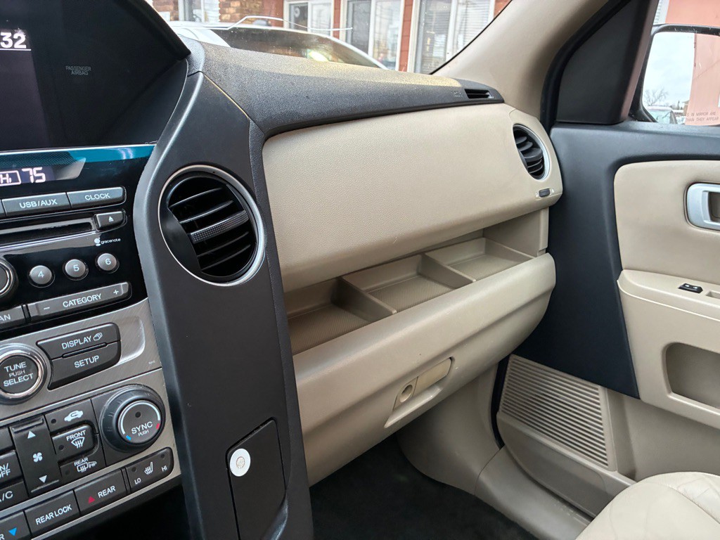 2012 Honda Pilot Image 17