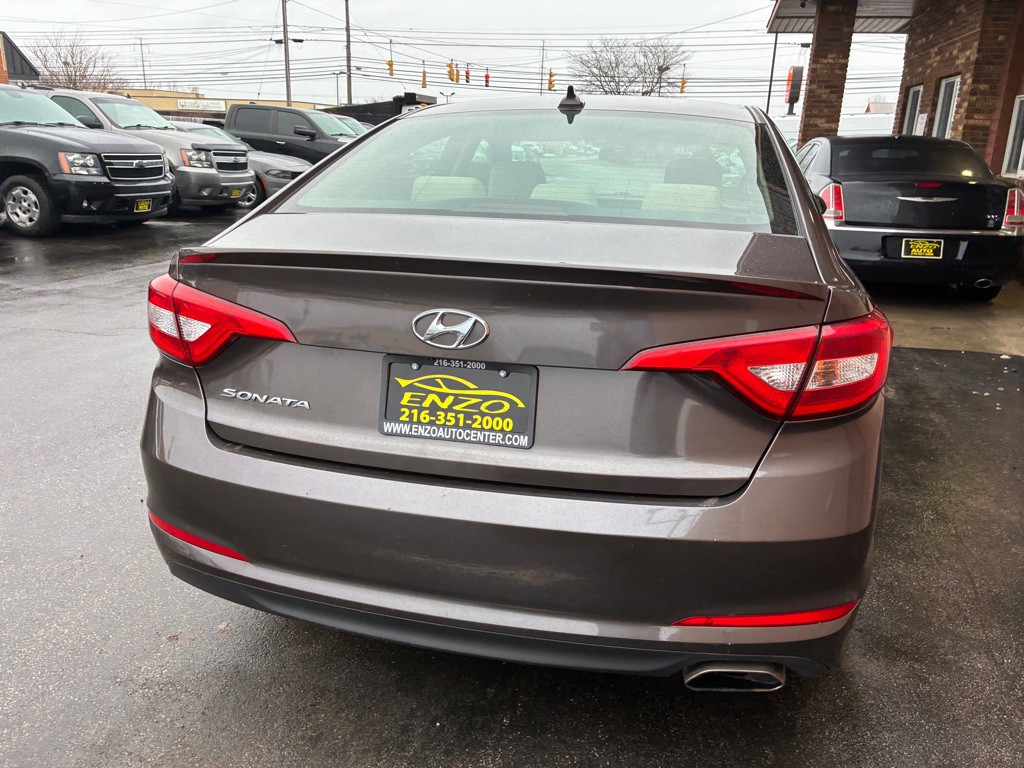2016 Hyundai Sonata Image 7