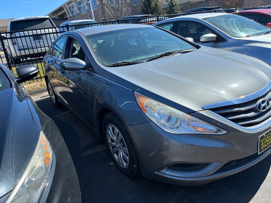 2013 Hyundai Sonata Image 3
