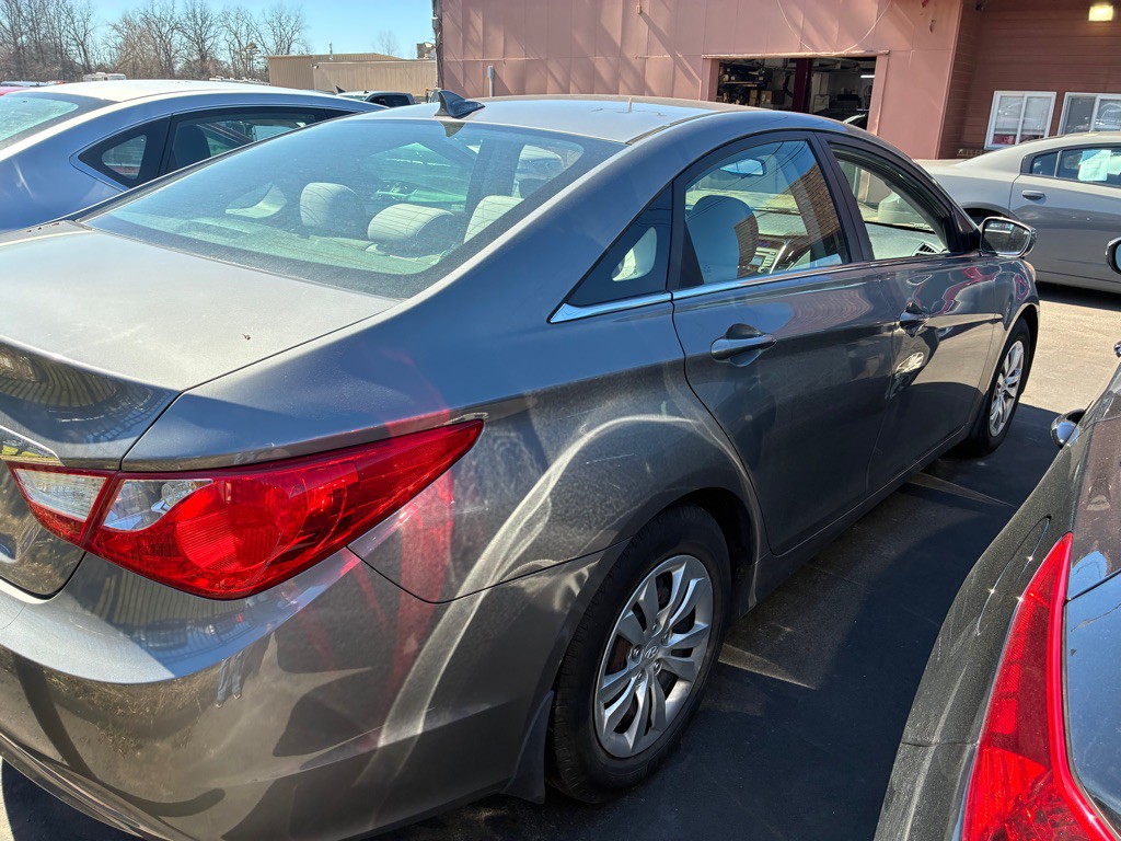 2013 Hyundai Sonata Image 4