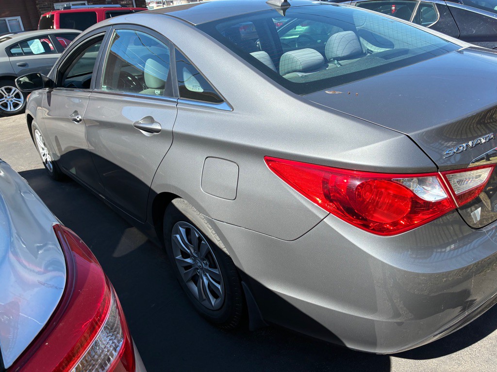 2013 Hyundai Sonata Image 6
