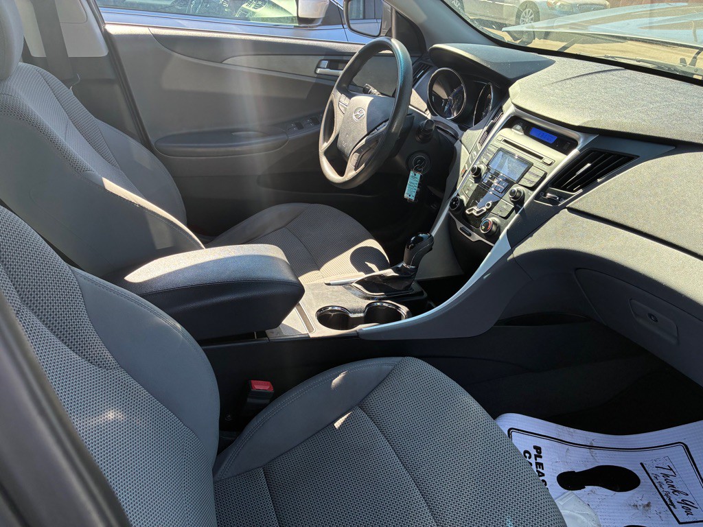 2013 Hyundai Sonata Image 7