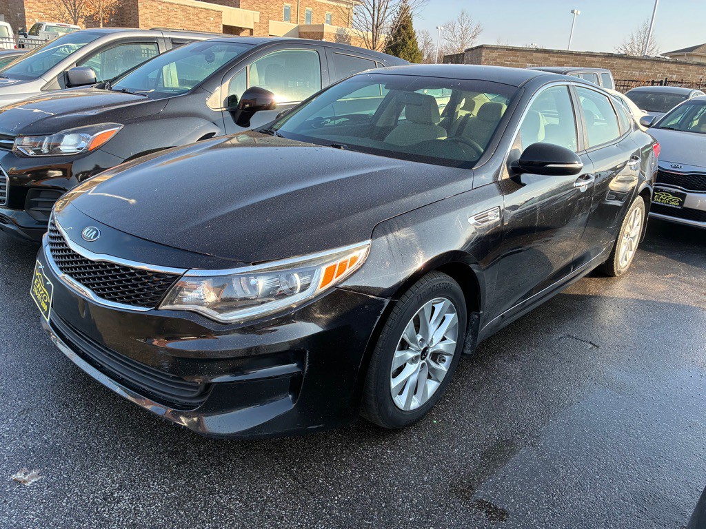 2018 Kia Optima Image 1