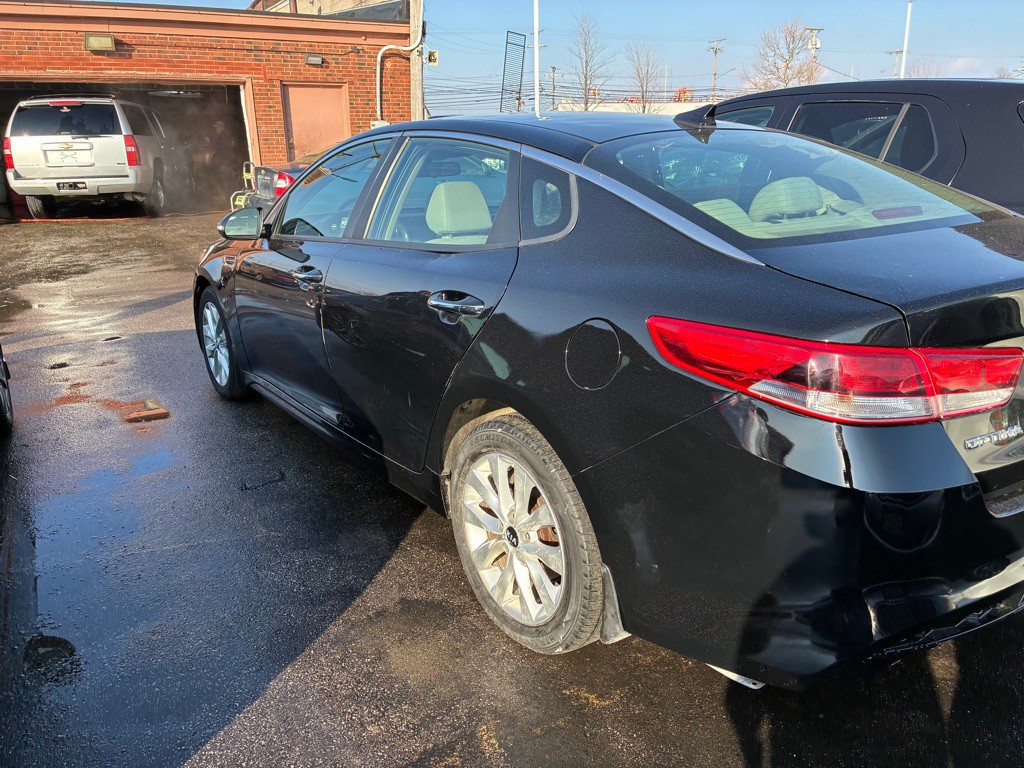 2018 Kia Optima Image 4