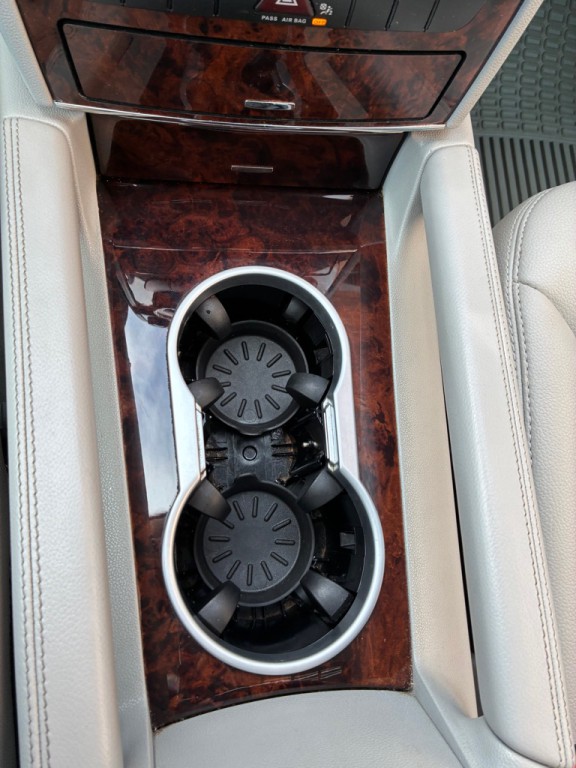 2010 Mercedes-Benz M-Class Image 17