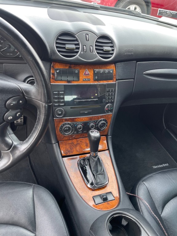 2006 Mercedes-Benz CLK-Class Image 16