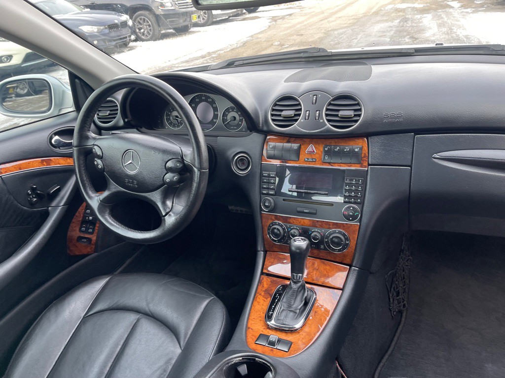 2006 Mercedes-Benz CLK-Class Image 33