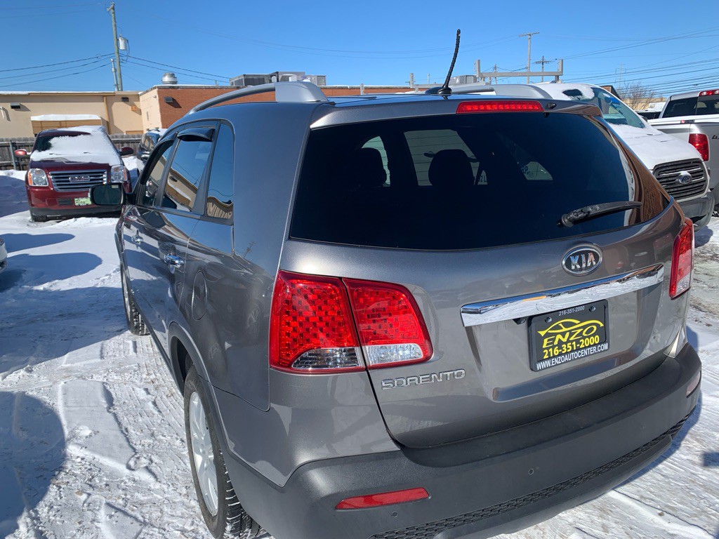 2011 Kia Sorento Image 8