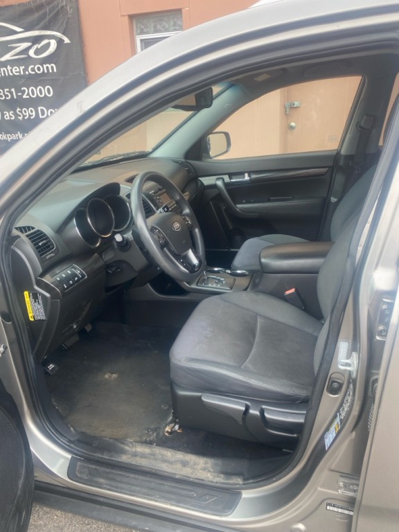 2011 Kia Sorento Image 14