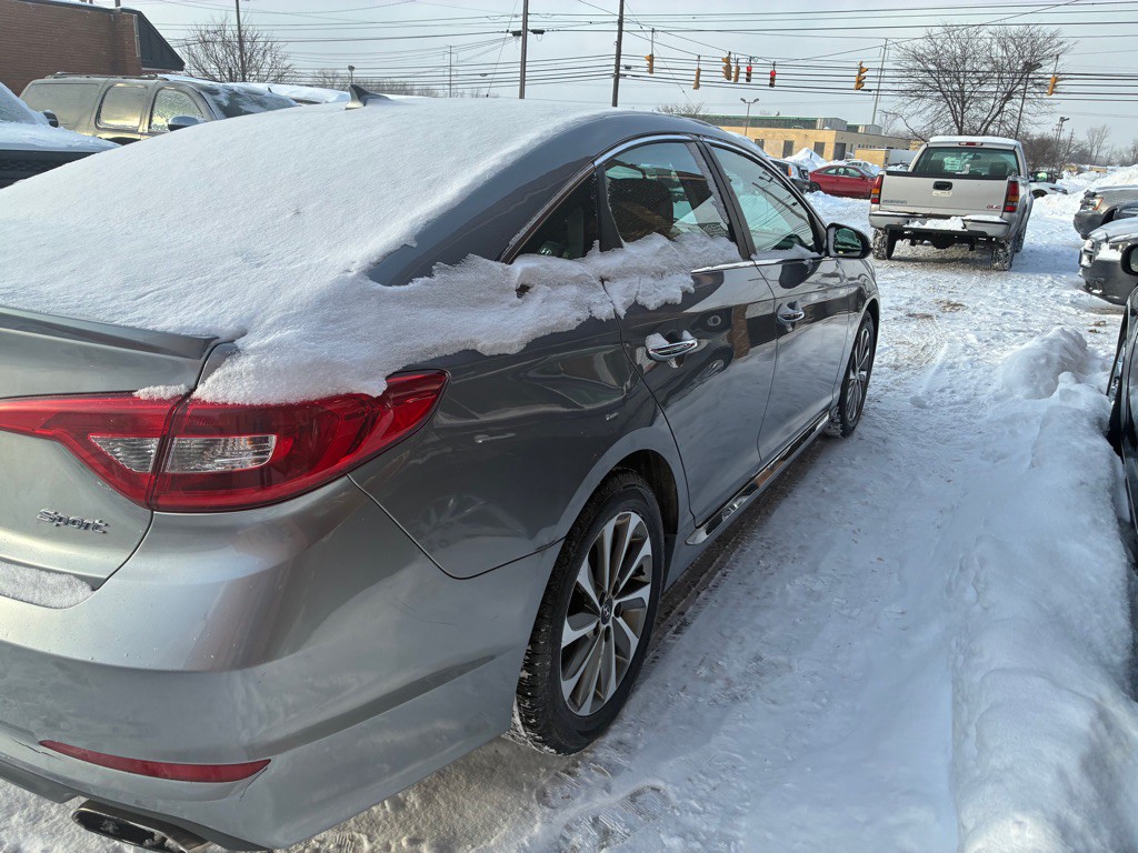 2016 Hyundai Sonata Image 5