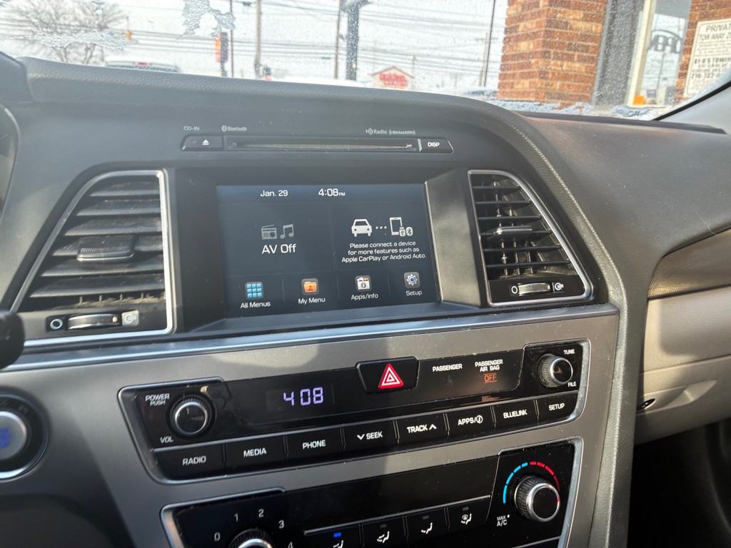 2016 Hyundai Sonata Image 12