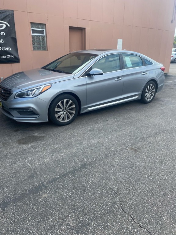 2016 Hyundai Sonata Image 1