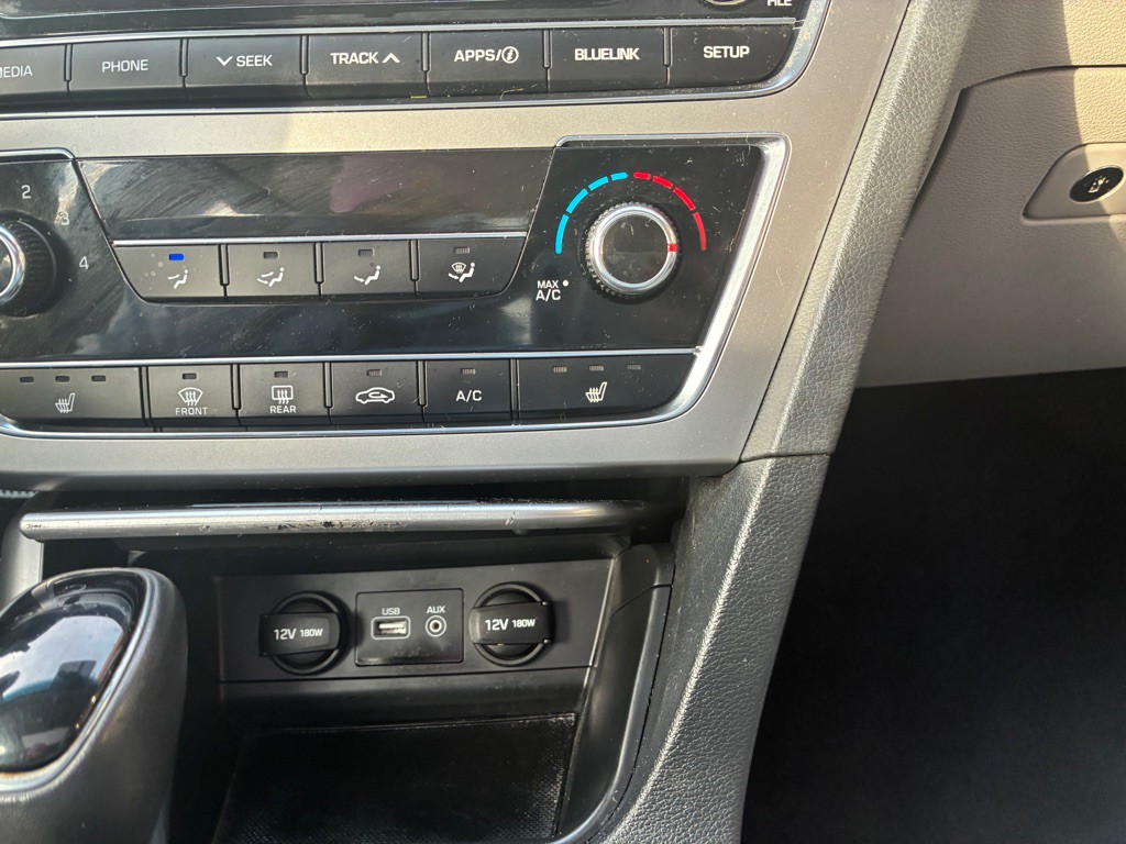 2016 Hyundai Sonata Image 9